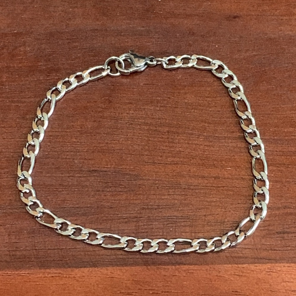 New Extra Small Stainless Steel 4mm Figaro Chain Bracelet